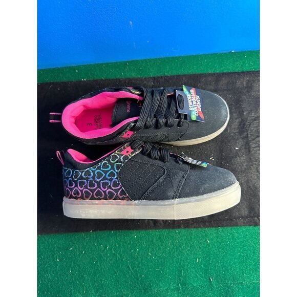 Flash Lights Black/Pink Rechargeable LED Sneakers Size 3 - Picture 2 of 4